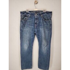 Classic Casual Everyday Original Straight Jeans Med‎ Wash | American Eagle 36x32